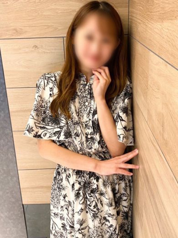 あまね  (小柄で敏感ｴｯﾁな人妻)