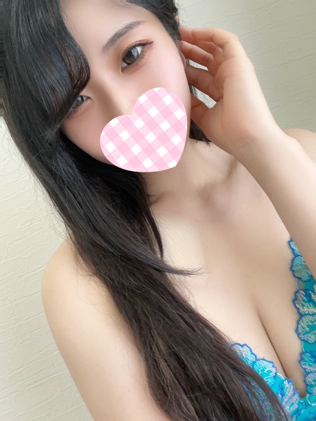 いと  (E乳スレンダー美少女)
