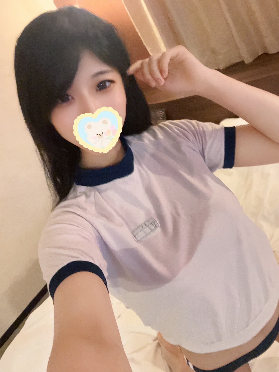 いと  (E乳スレンダー美少女)