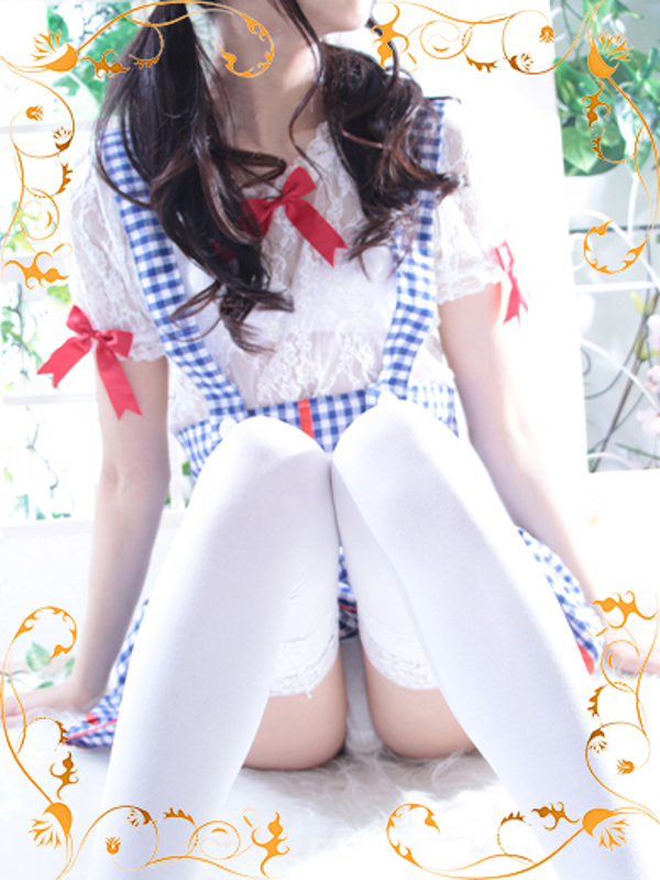 えみる◇小柄スレンダー美女♬