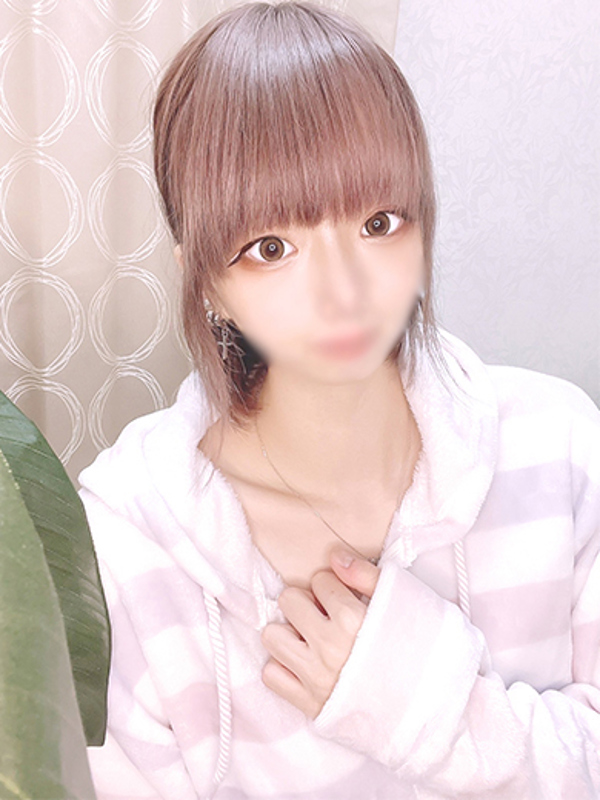 ななみ  (THE・Hcup巨乳)