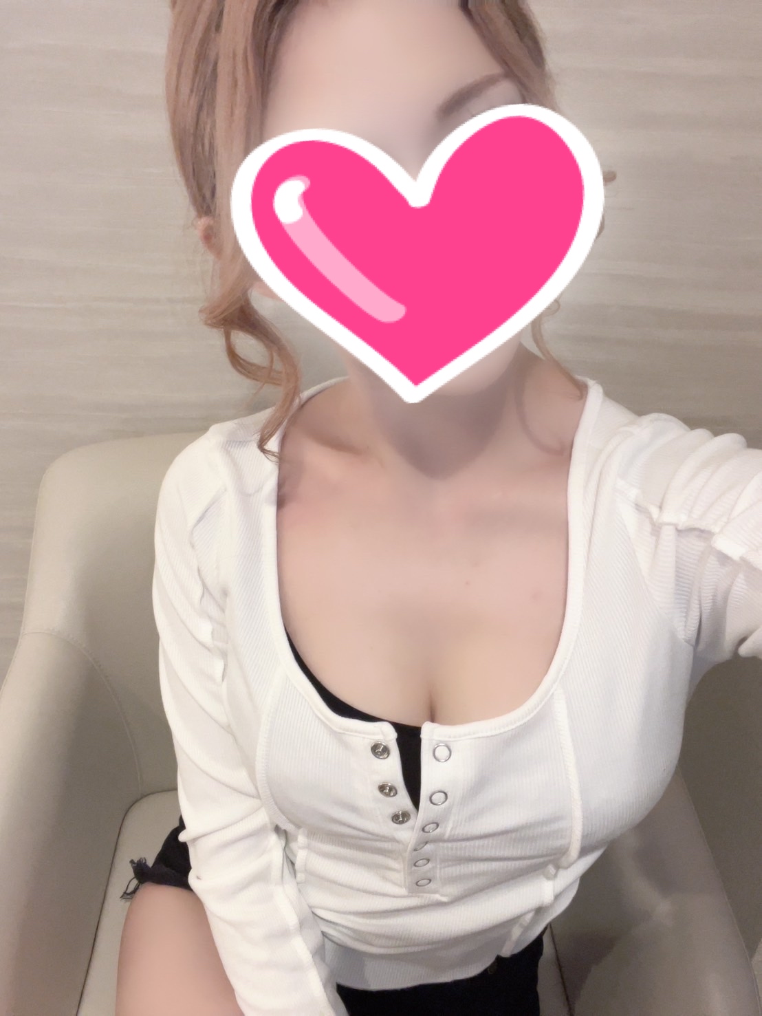 かほ🌸中毒多発中の爆人気１８才  (大当たり確定❣業界初)