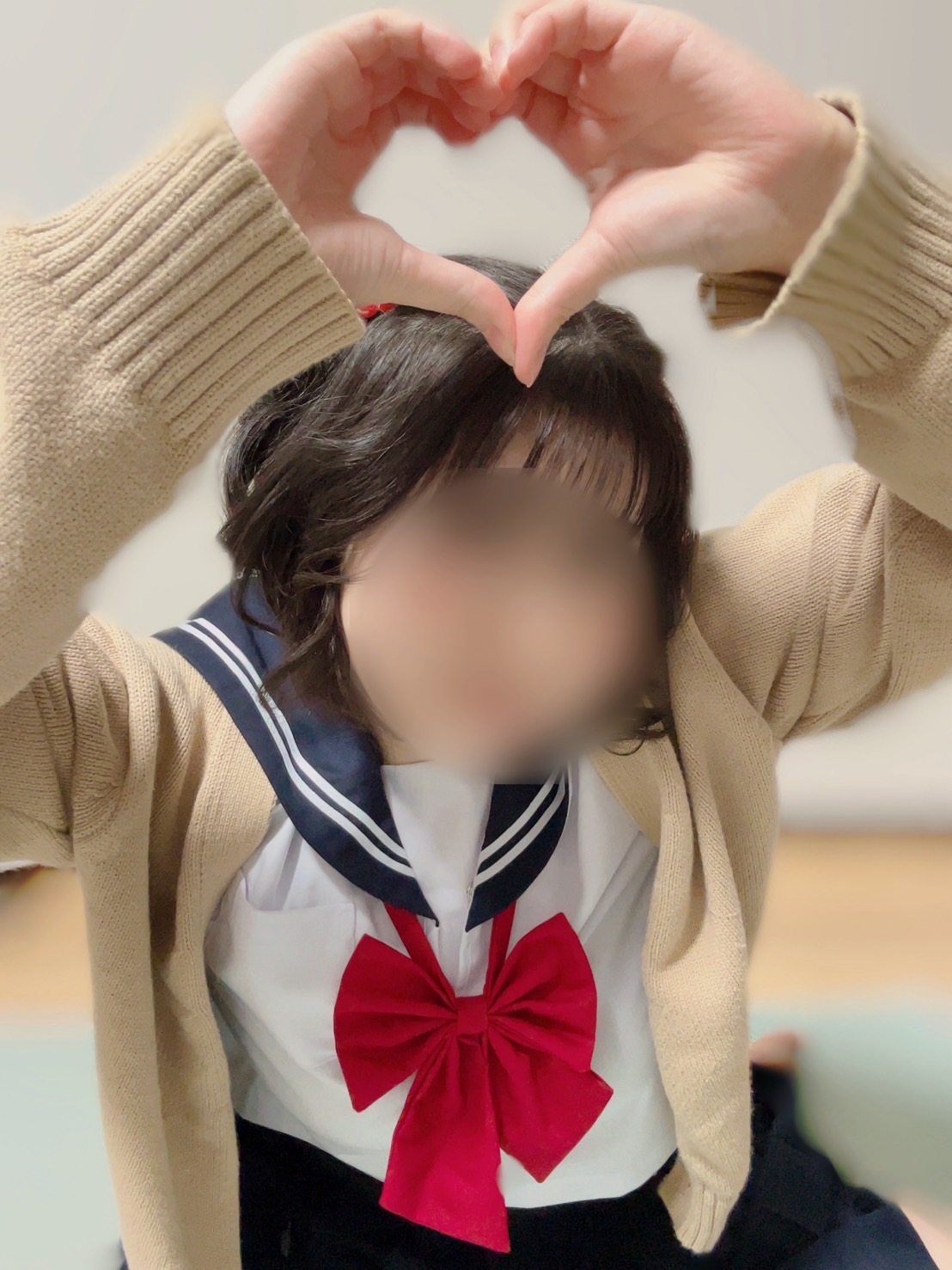 つき  (愛嬌抜群‼Fカップ♡)