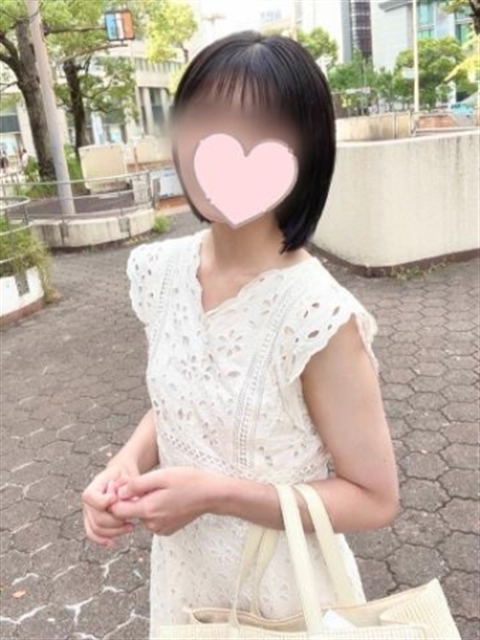 森下芽衣  (黒髪の完全業界未経験)