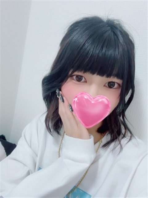 佐藤えま  (ド級の宝石の原石)