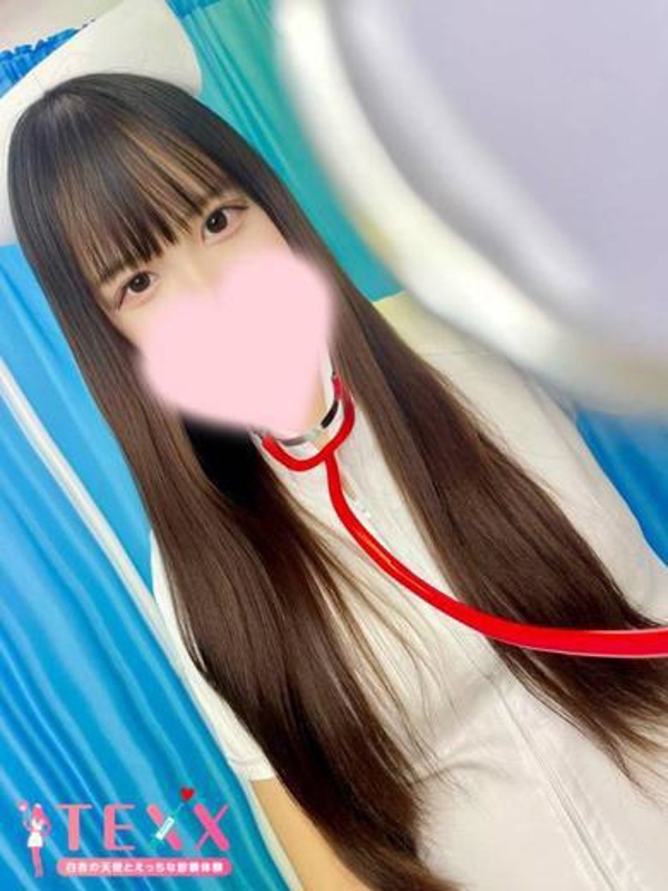 もも  (ｸﾘｸﾘお目目のFカップ💉)