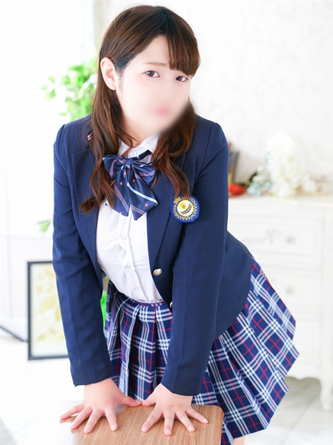 古矢 鈴音  (素朴で可愛い)