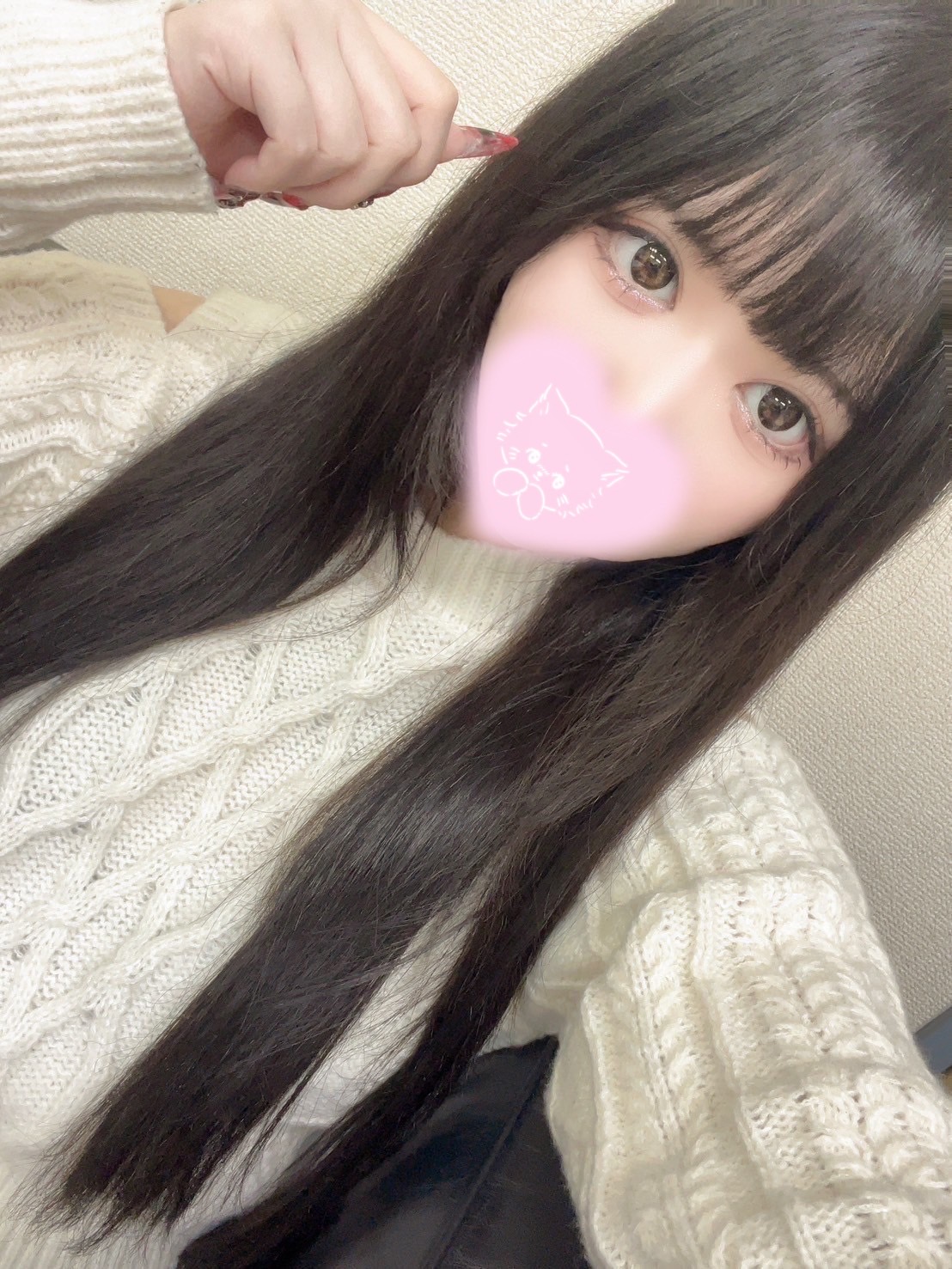 あやな  (E乳ぴちぴち１９さい)