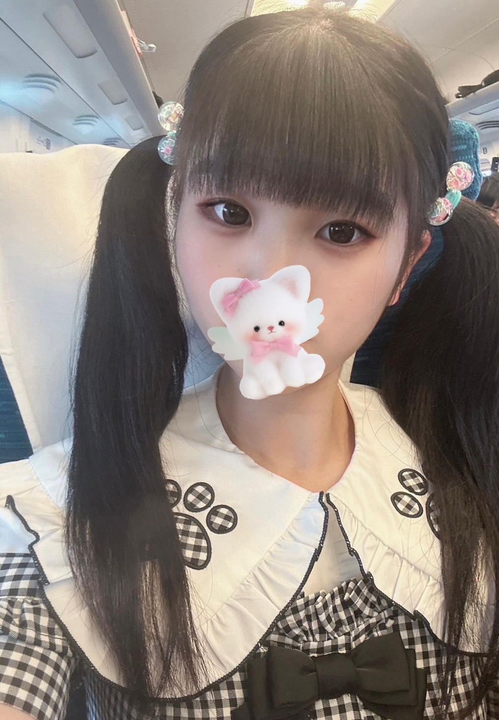 りつ  (幼顔ミニロリ１９さい)