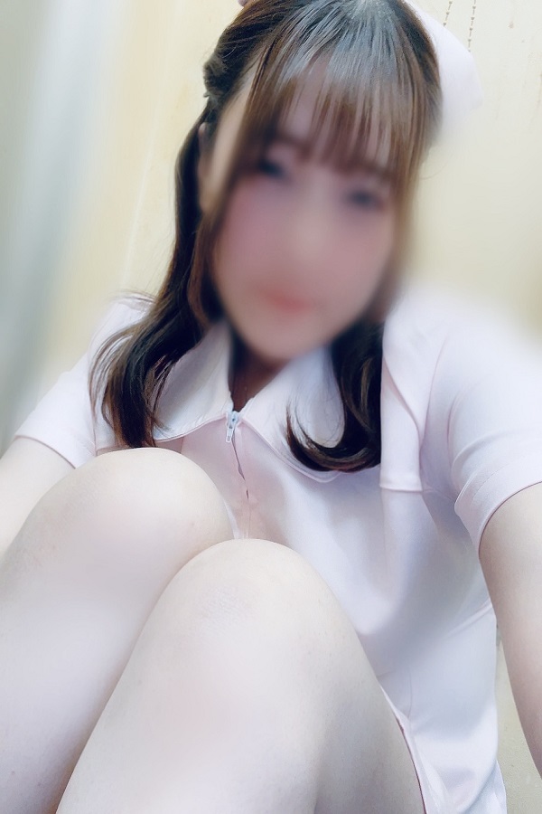 にな  (未経験Gカップ女の子)