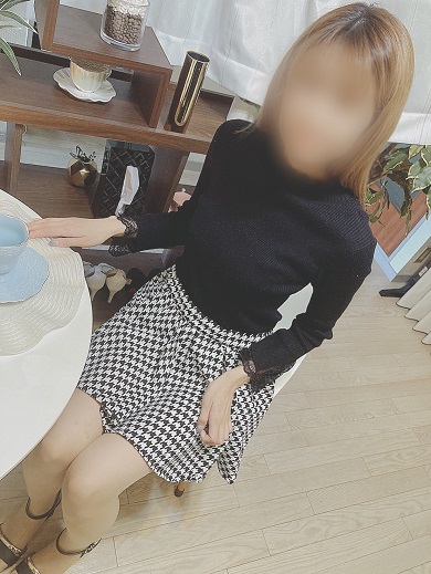 みく  (素人感溢れる大人女子)