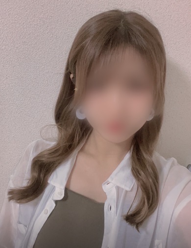 みく  (素人感溢れる大人女子)