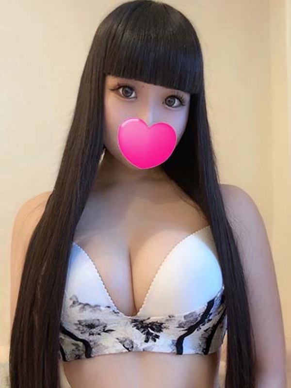 もか  (潮吹き超敏感娘21歳)