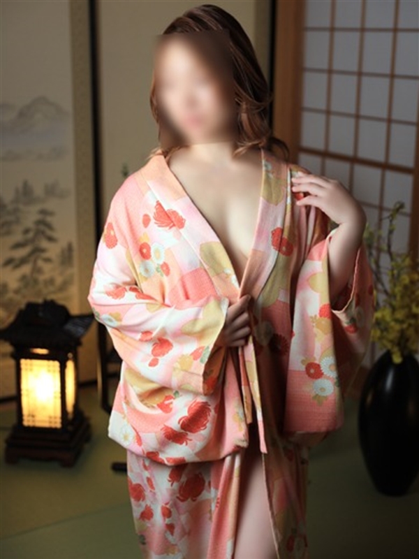 まいか・新人美形のレア奥様