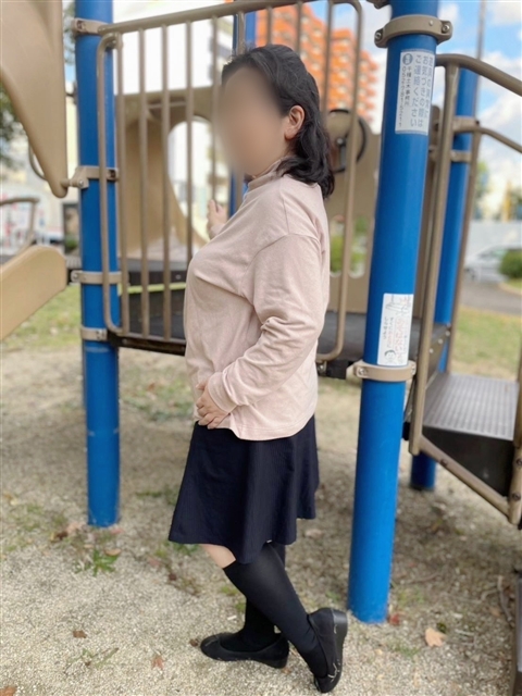 新井  (その唇衝撃の吸引力)