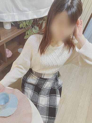 みな  (現役OL感じやすい女子)
