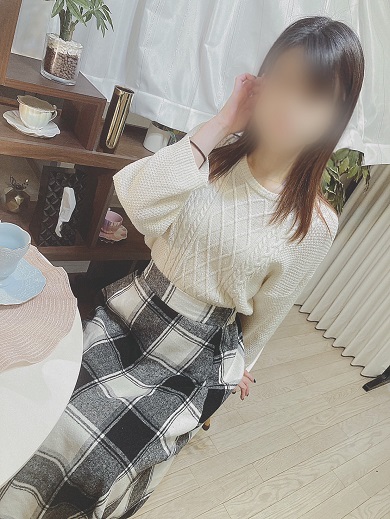 みな  (現役OL感じやすい女子)