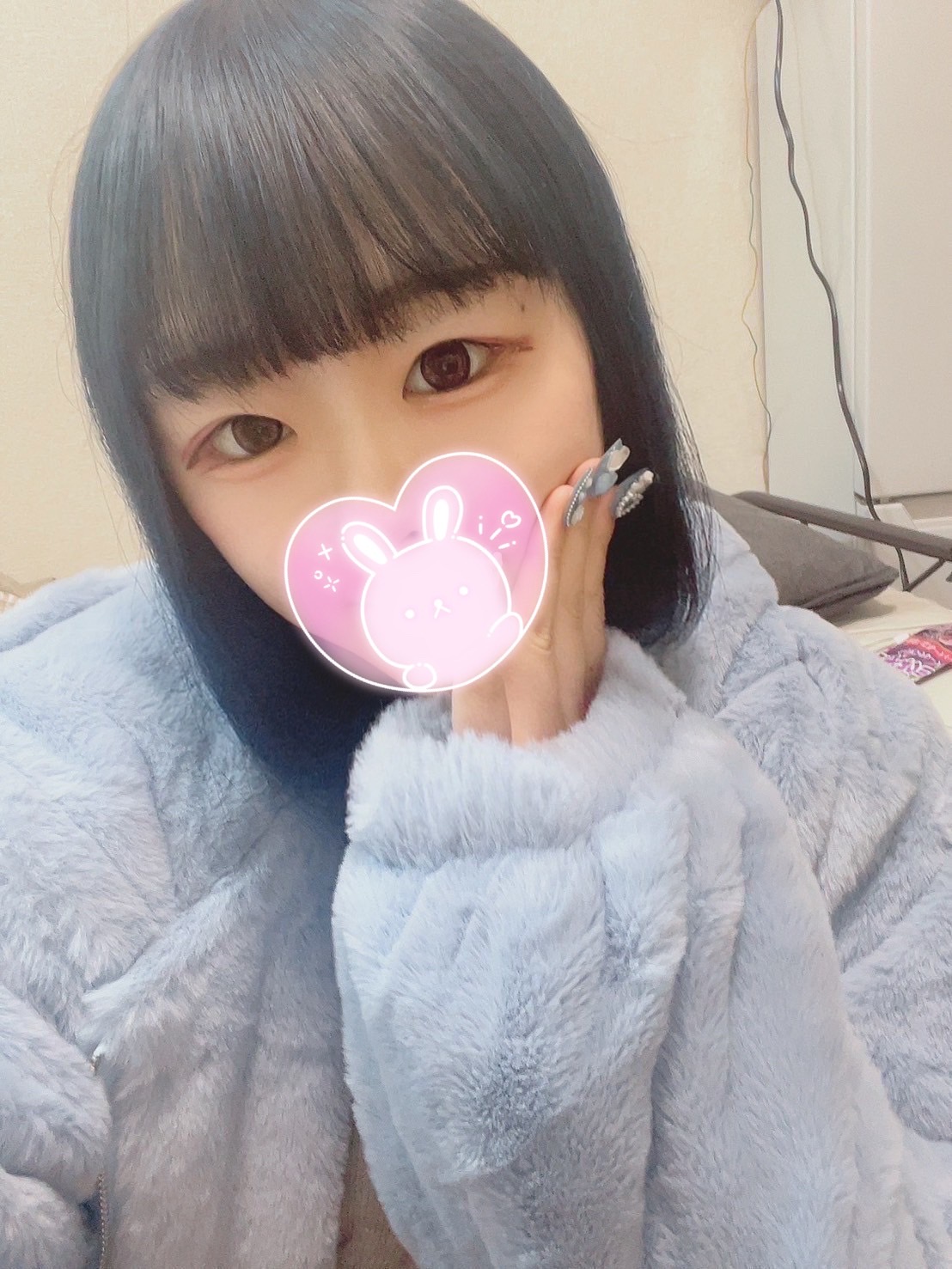 とあ  (現役専門学生１９さい)