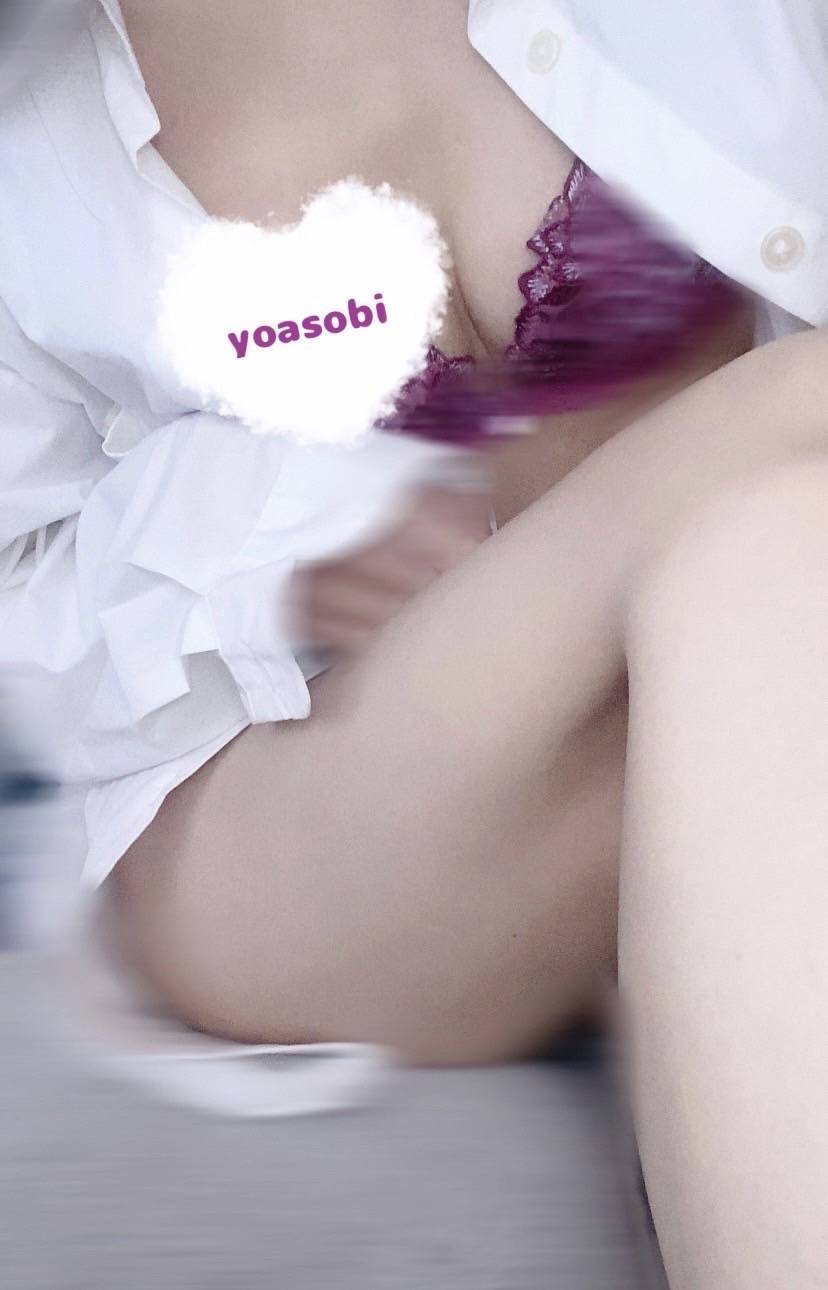 にいな  (圧巻のスタイル＆美顔)