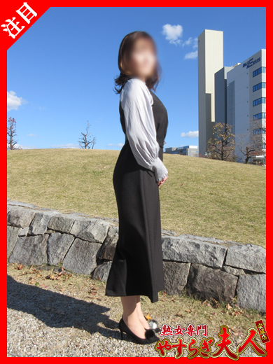 加藤ツバキ  (出産経験無綺麗系熟女)