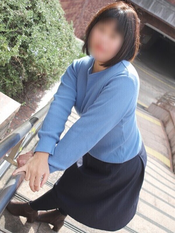 えり  (即普通の淫乱奥さん)