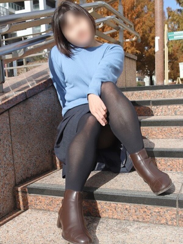 えり  (即普通の淫乱奥さん)