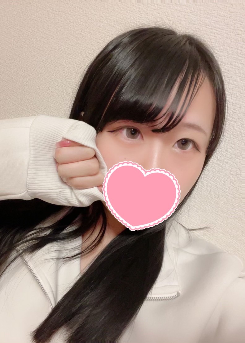 まき  (D乳ぱいぱん美少女)