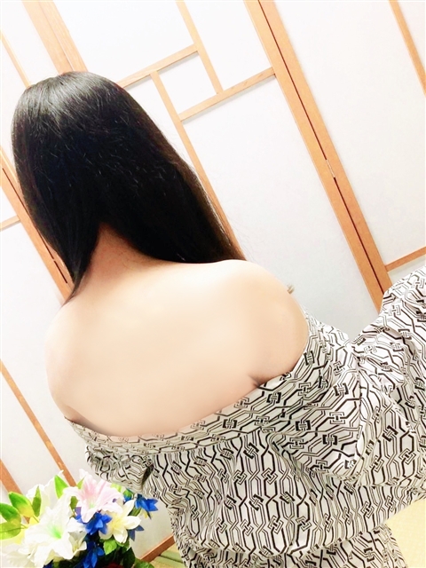 美紀  (恋人のような距離感)