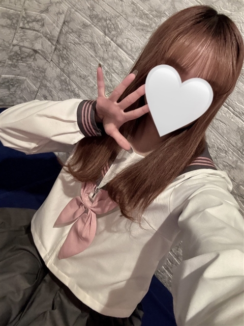 まな  (衝撃のめちゃカワ美女)