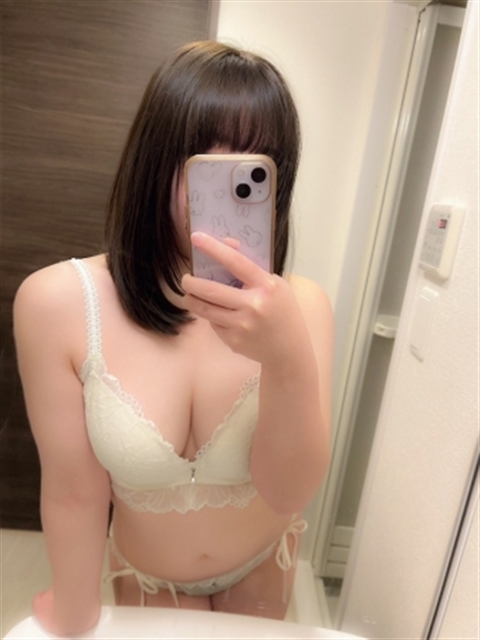 筒井朱音  (溢れです甘い欲求)