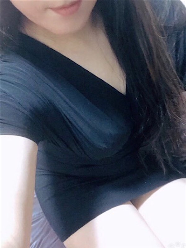 あきな