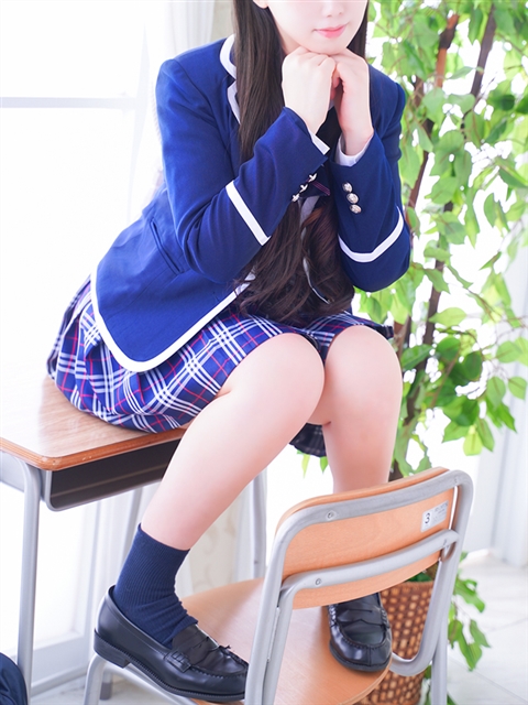 川奈 美優  (超清楚美女爆誕！)