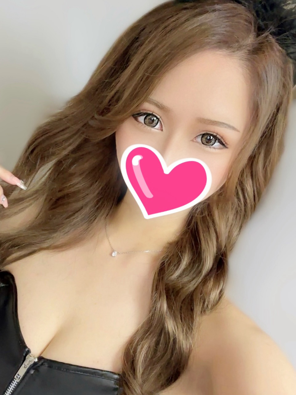 こころ㊗️業界完全初の現役キャバ嬢美少女  (🌈業界初の敏感素人)