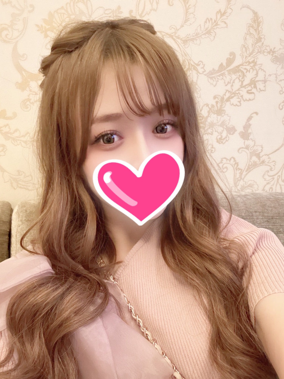 あくあ🌈Ｆ乳超激カワ最強エロ美少女  (㊗️クリ超敏感Ｆ乳)