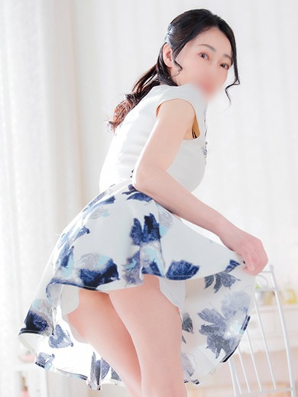 さつき  (静寂の中の美しき品格)