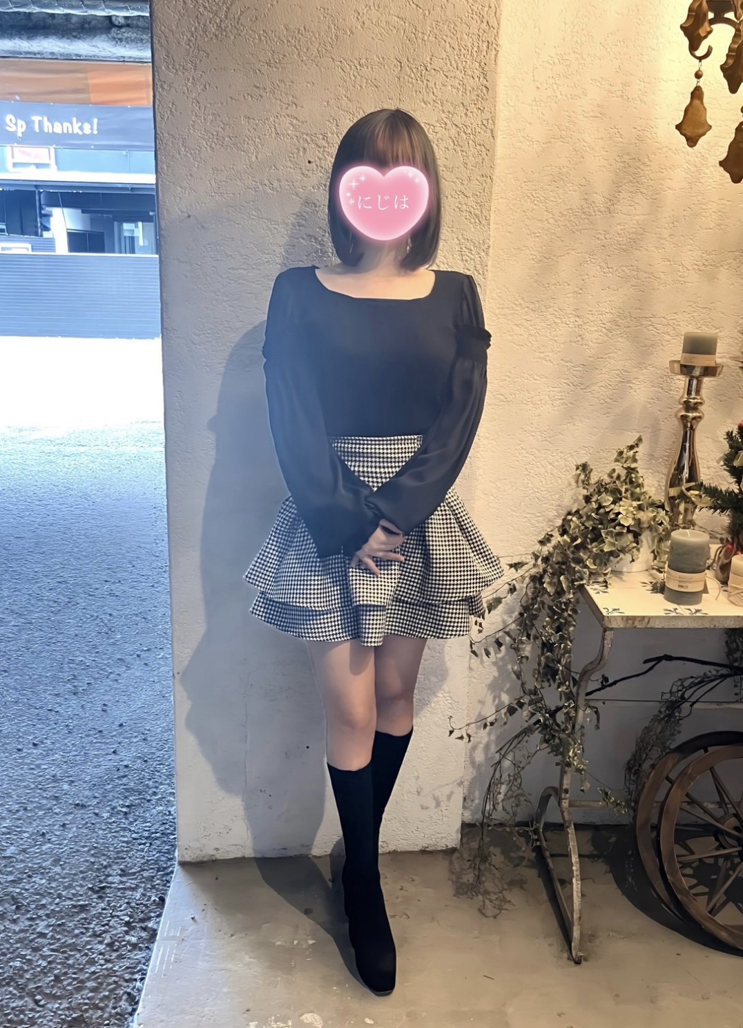 にじは（可愛さ爆発！現役女子大生★未経験奥様ﾃﾞﾋﾞｭ-！）  (2/6体験入店♪♪♪)