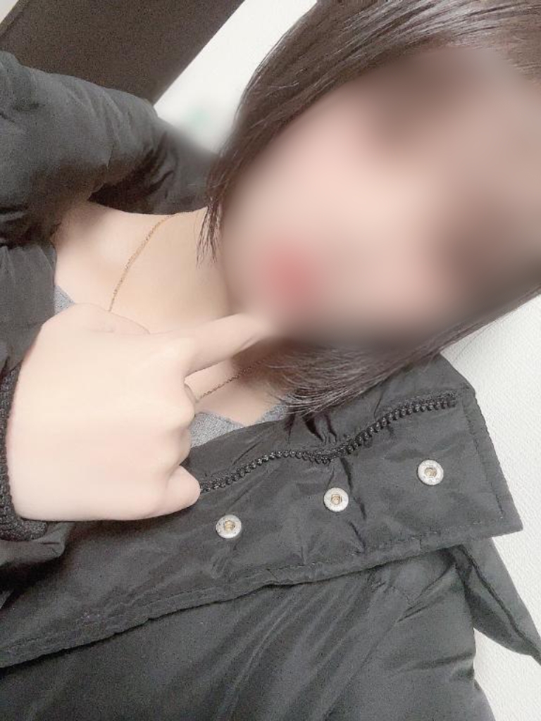 るい  (業界未経験の純情派娘)