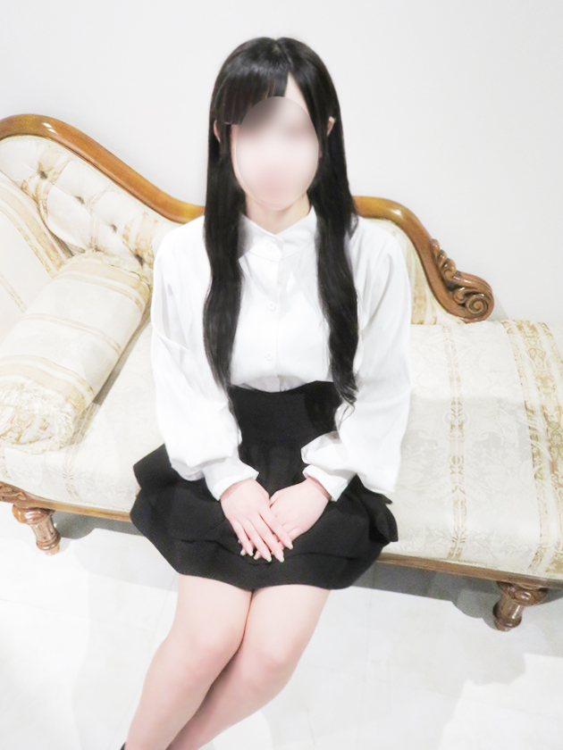 桃名 咲  (素人感愛らしさ120％)