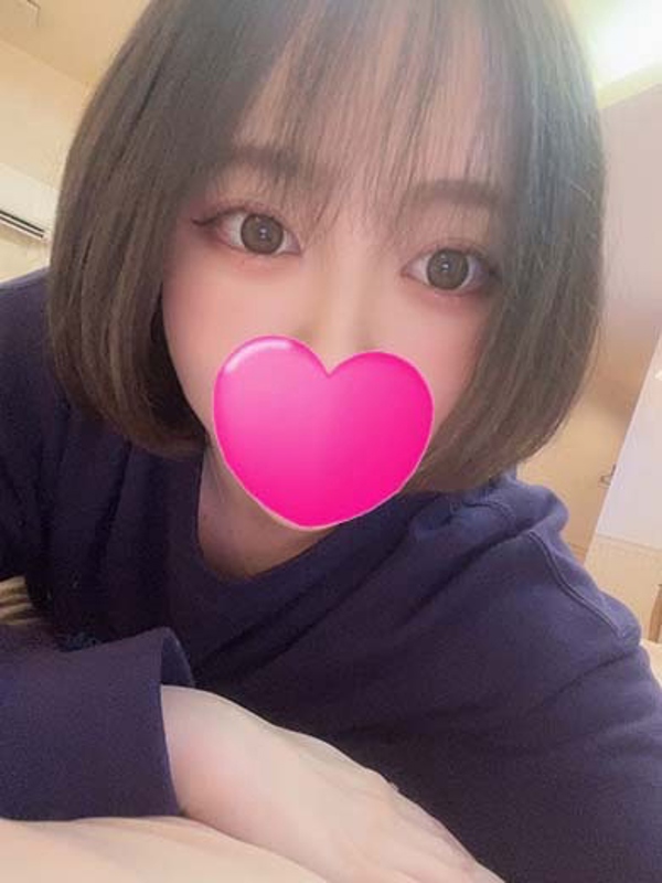 めい  (清楚系キレカワ22歳)