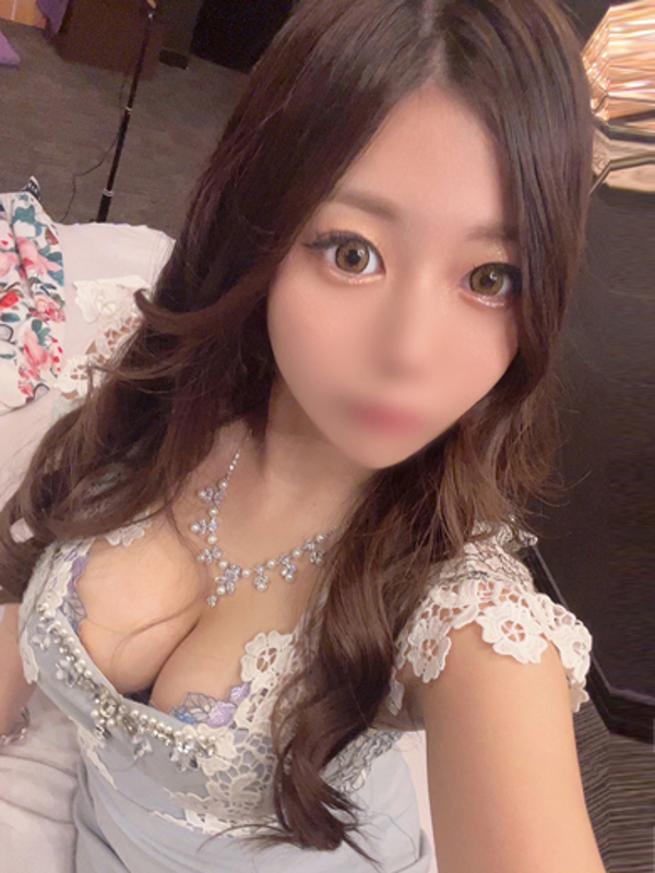 桐崎美麗【最強スタイルの天然娘】  (妖艶美女はＧ乳変態娘)