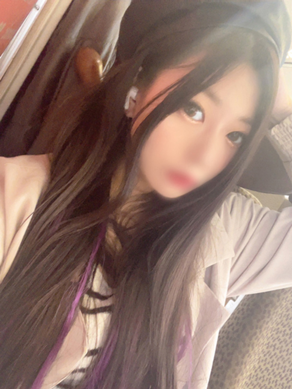 桐崎美麗【最強スタイルの天然娘】  (妖艶美女はＧ乳変態娘)