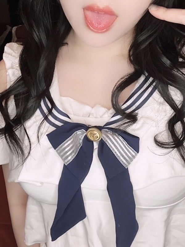 もも  (幸せを届ける天使)