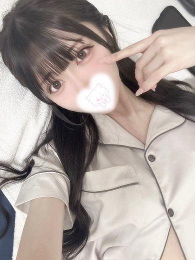 えま  (感動クラスの極上美女)