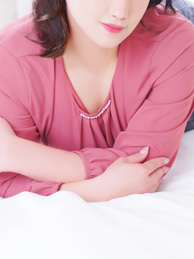 瑞樹 加奈  (勉強熱心な素人妻)