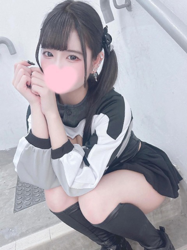 みほな  (美少女は騎乗位大好き)