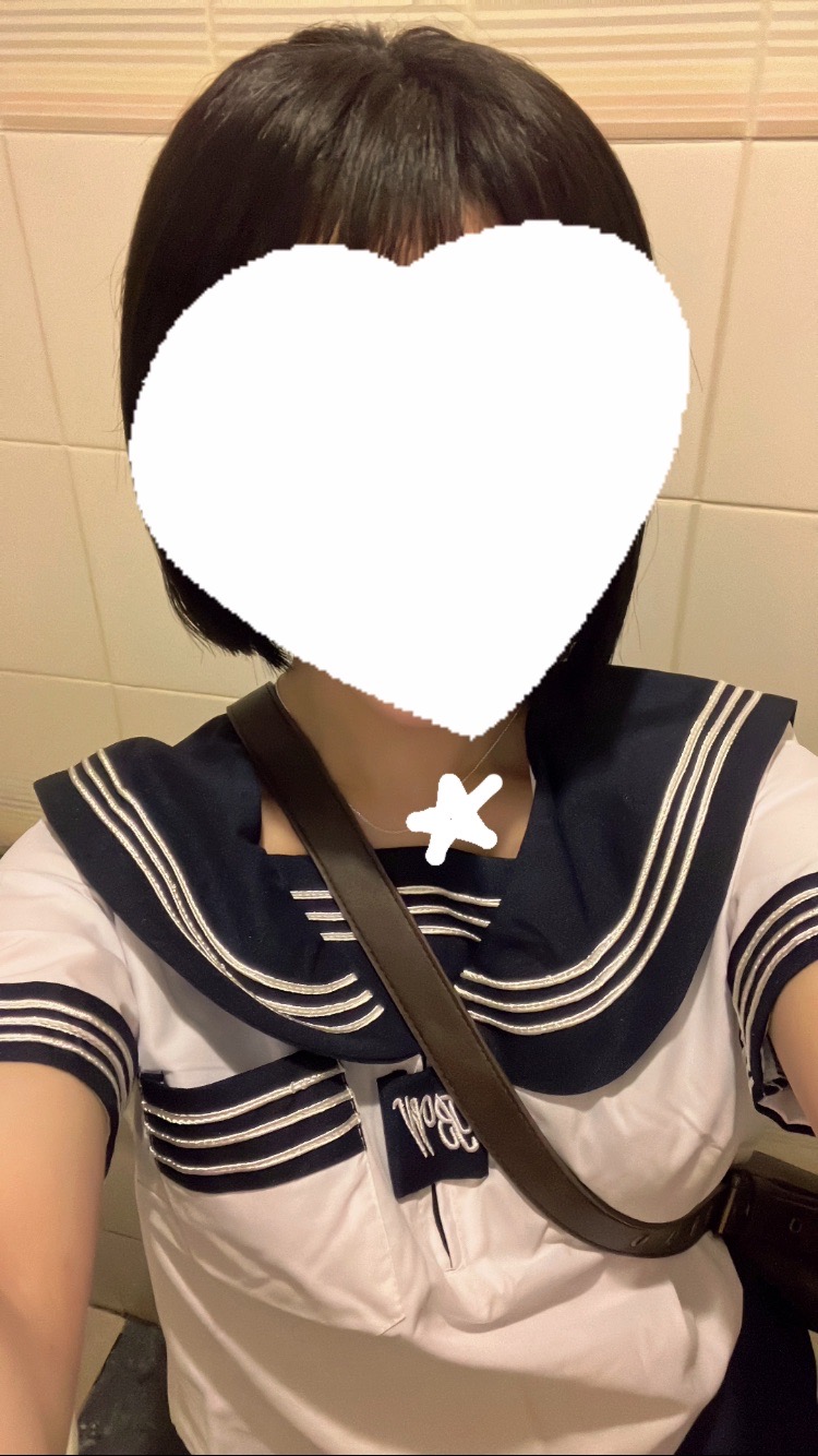 るり  (小柄で愛らしい天使)