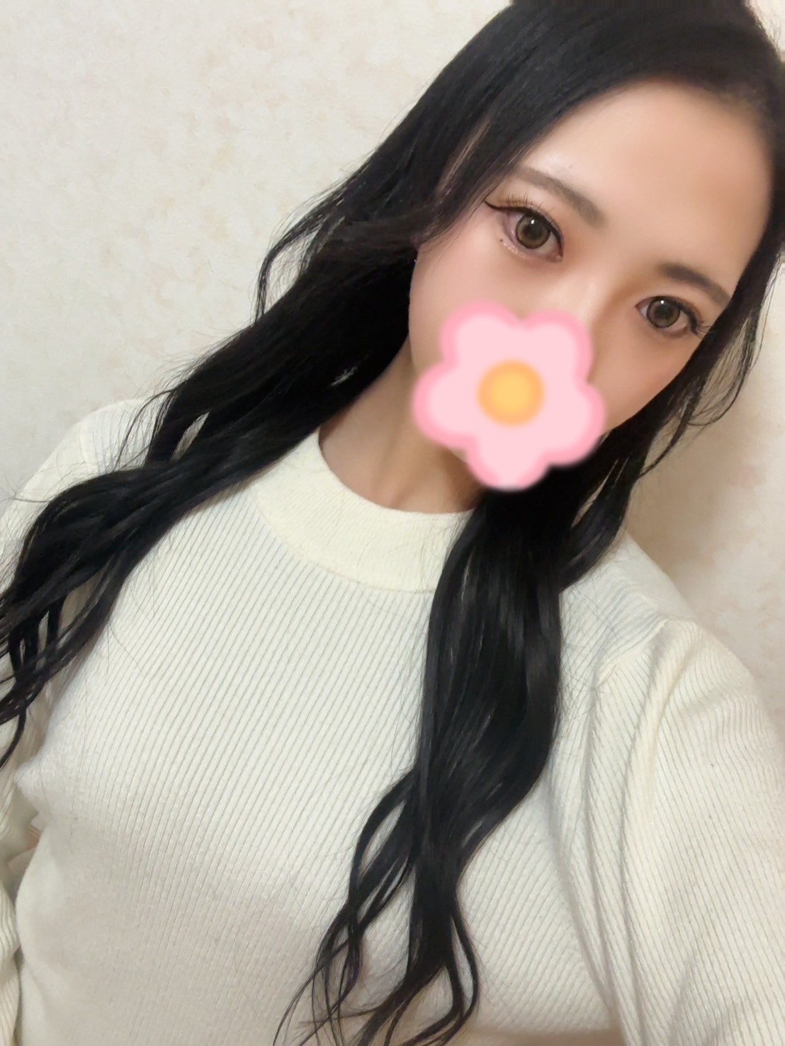 りお  (潮吹き現役看護婦さん)