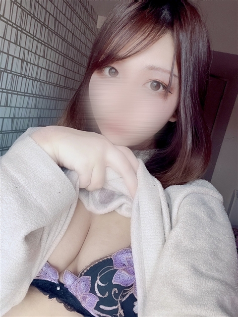 あいり  (萌カワ妹系素人JD)