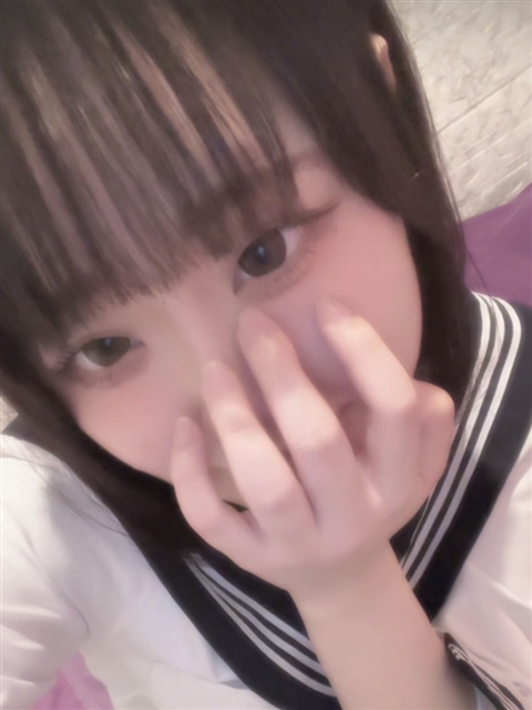 ゆゆ  (清楚なロリ系)