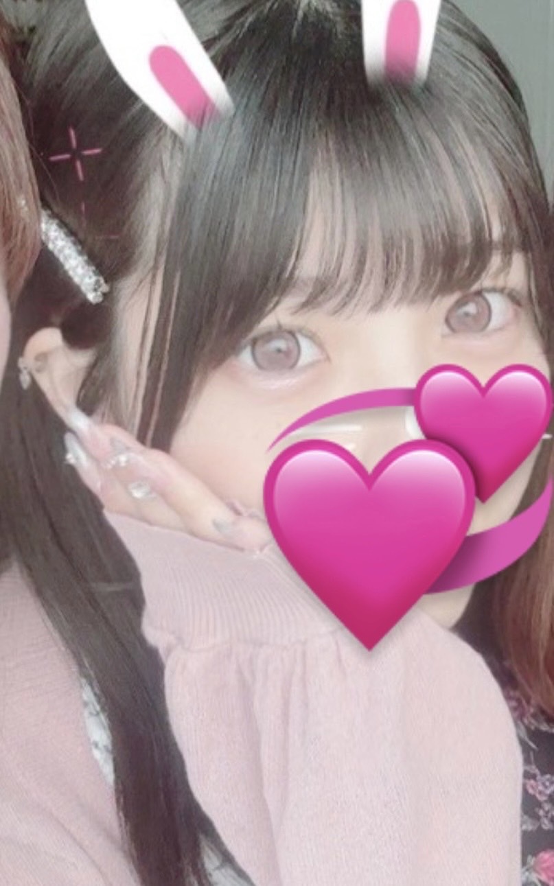 ひまり  (完全未経験の清楚美女)